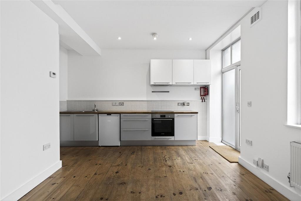Kitchen/Reception