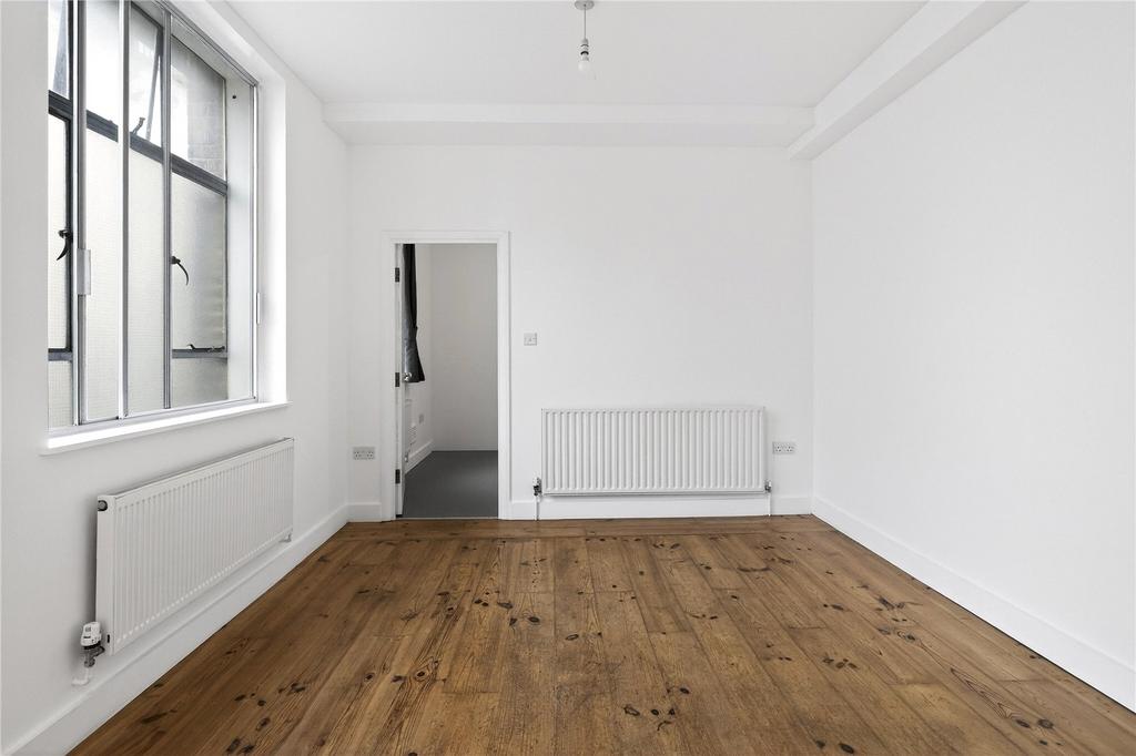 Kitchen/Reception