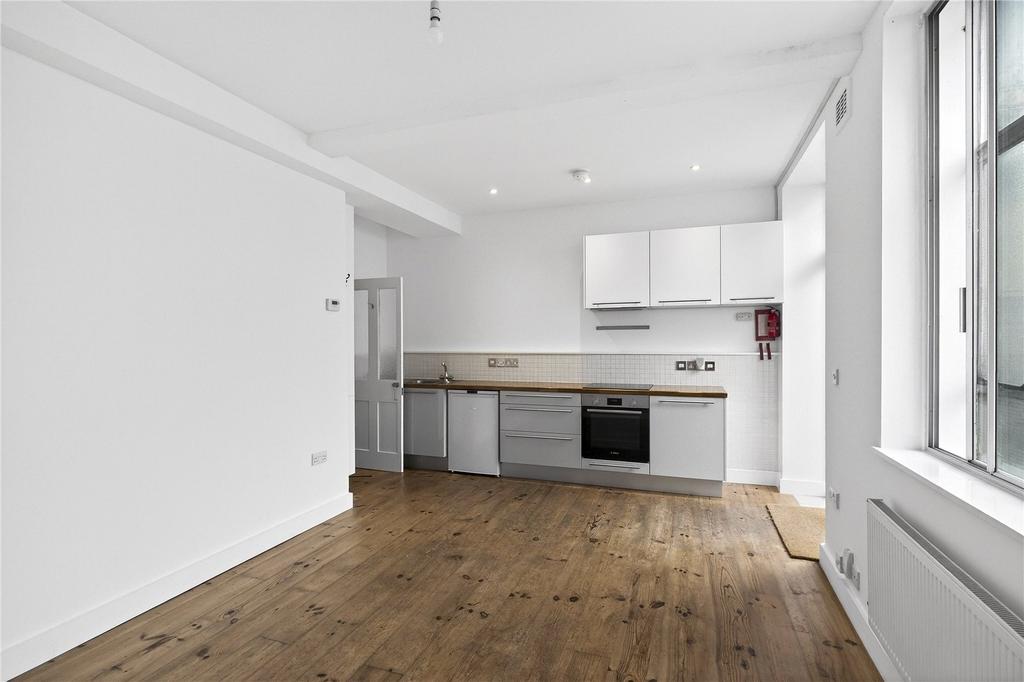 Kitchen/Reception