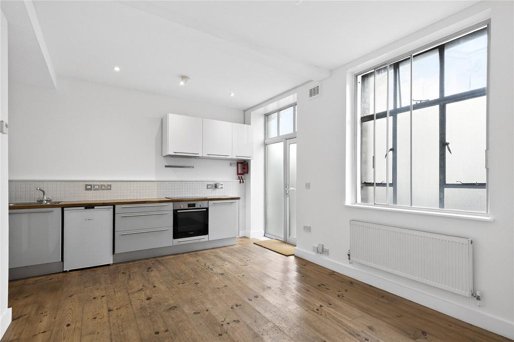 Kitchen/Reception