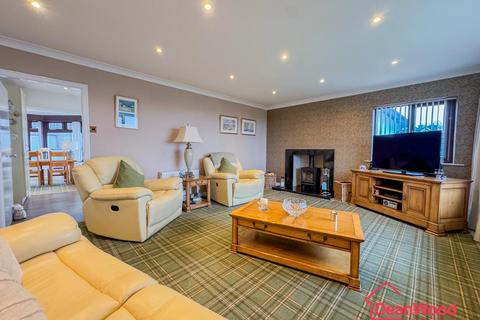 undefined, 21 Maple Avenue, Birch Hill, Onchan