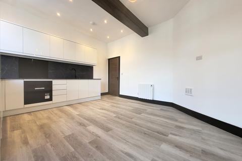 1 bedroom flat to rent, High Street, Birmingham, B46