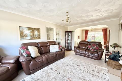 3 bedroom bungalow for sale, Woolslope Gardens, West Moors, Ferndown, Dorset, BH22