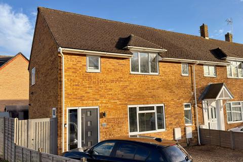 4 bedroom end of terrace house for sale - Vandyke Road, Leighton Buzzard LU7