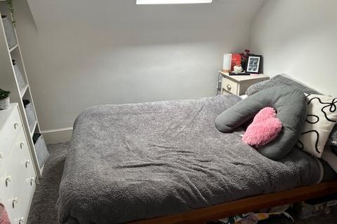 undefined, 5 BED Student property
