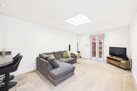 undefined, Newton Avenue, Gloucester, Gloucestershire, GL4