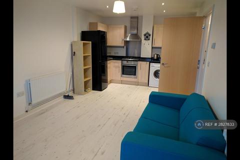 1 bedroom flat to rent, Cooperative House, London, SE15