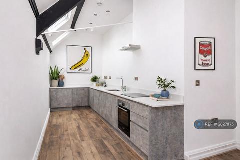 undefined, Lichfield St, Tamworth, B78