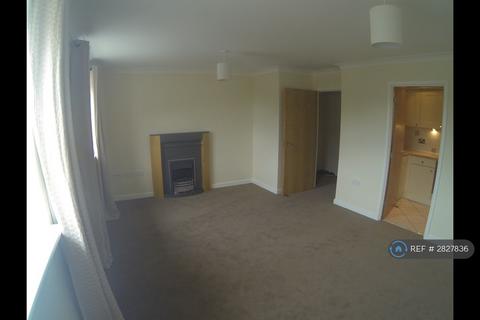 2 bedroom flat to rent, Prospect Place, Old Woking, Woking, GU22