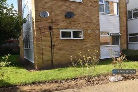 2 bedroom flat to rent, Langley, Slough, SL3