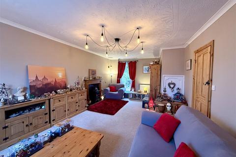 3 bedroom detached house for sale, Ffairfach