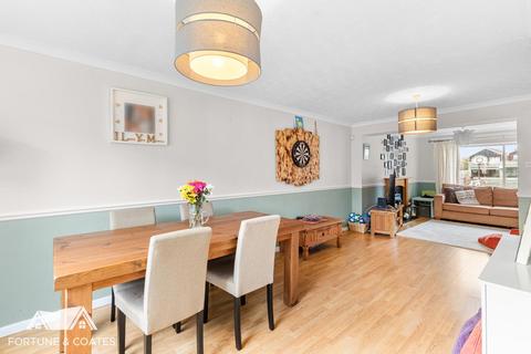 3 bedroom end of terrace house for sale, Hookfield, Harlow
