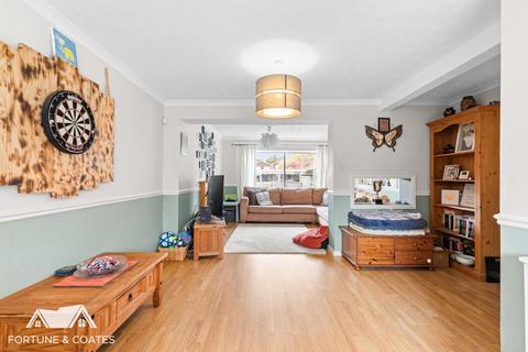 3 bedroom end of terrace house for sale, Hookfield, Harlow