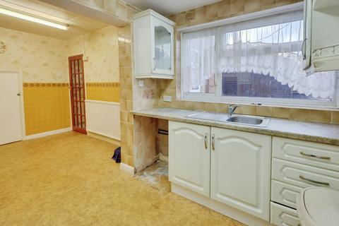 3 bedroom semi-detached house for sale, New Century Road, Basildon, SS15