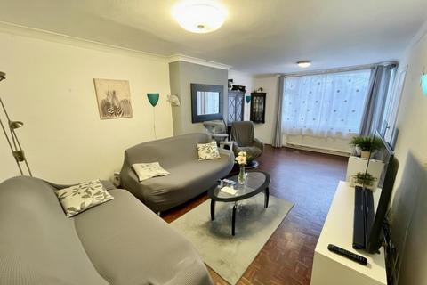 3 bedroom semi-detached house for sale, Enfield Gardens, Peterborough