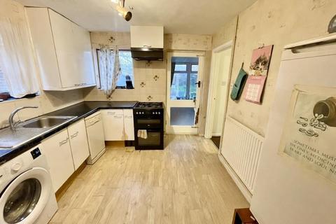 3 bedroom semi-detached house for sale, Enfield Gardens, Peterborough