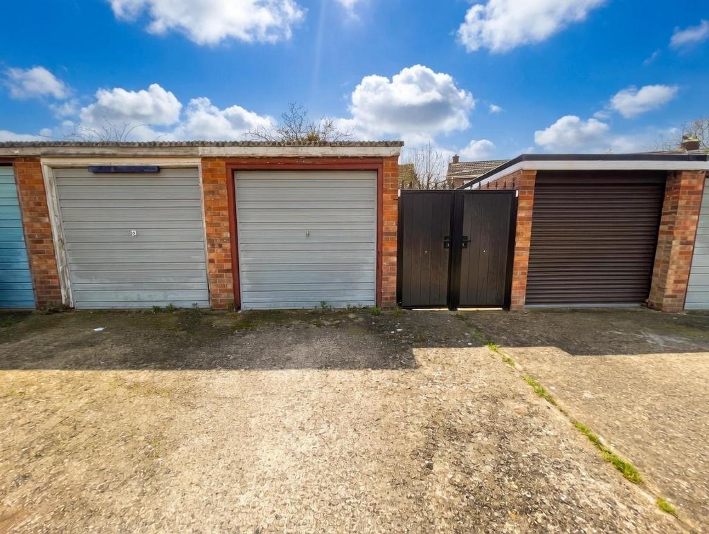 Garage.jpg
