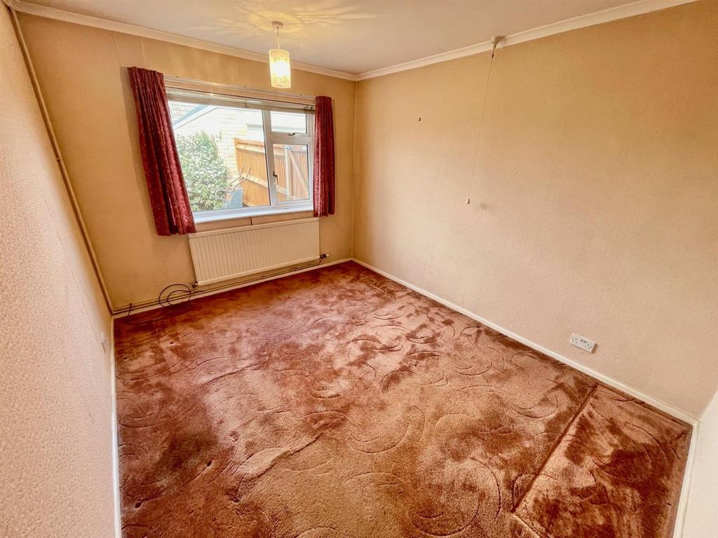 Bedroom 2.jpg
