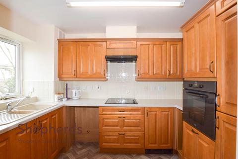 1 bedroom retirement property for sale, Turners Hill, Cheshunt EN8