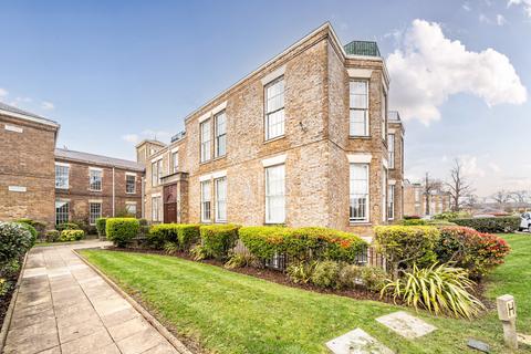 Princess Park Manor, Royal Drive, New Southgate, N11