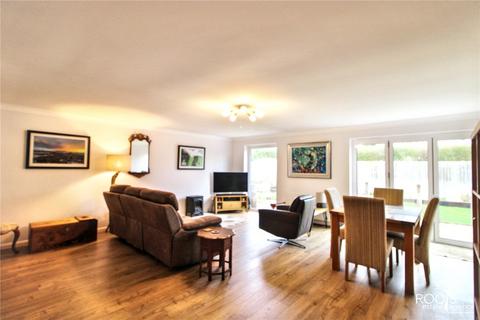 4 bedroom end of terrace house for sale, Caunter Road, Newbury RG14