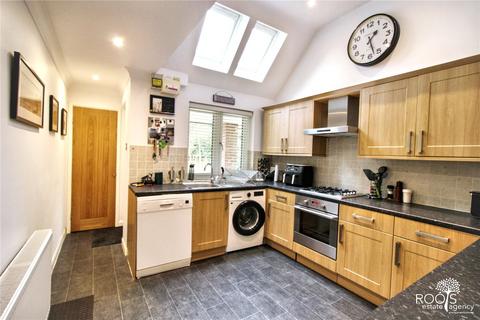 4 bedroom end of terrace house for sale, Caunter Road, Newbury RG14