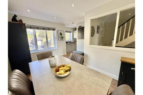 undefined, Sunnybank Road, Brighouse, HD6