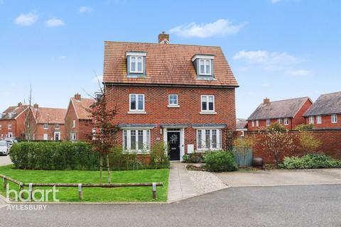 undefined, Cheddington Grove, Aylesbury