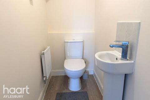 3 bedroom semi-detached house for sale, Herald Street, Aylesbury
