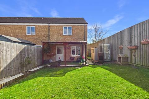 2 bedroom end of terrace house for sale - Whitney Drive, Yaxley, PE7