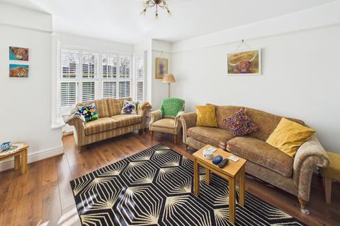 4 bedroom detached bungalow for sale, Southampton Road, Park Gate, SO31 6AH
