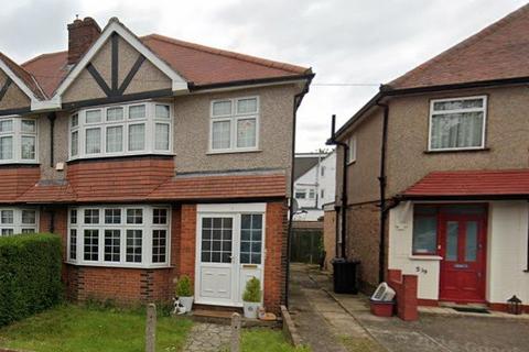 undefined, Ellerdine Road Hounslow, TW3 2PZ