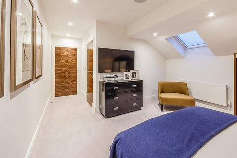 2 bedroom apartment to rent, Rainville Road, London W6