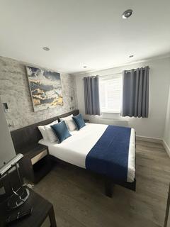 undefined, Broadway, PETERBOROUGH PE1