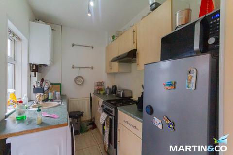 2 bedroom terraced house to rent, Northfield Road, Harborne, B17