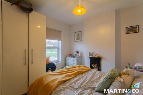 2 bedroom terraced house to rent, Northfield Road, Harborne, B17