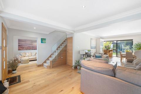 undefined, Gassiot Way, Sutton SM1
