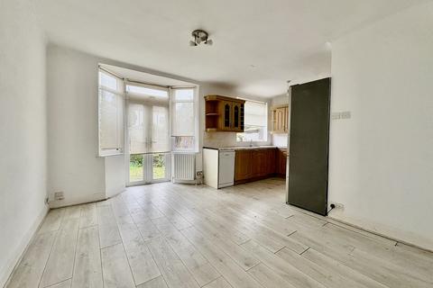 3 bedroom end of terrace house to rent, Ferrymead Drive, Greenford