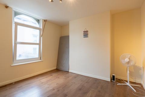 undefined, Albion Road, Gravesend, Kent, DA12 2SR