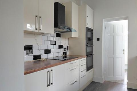 4 bedroom terraced house for sale, Hedge Place Road, Greenhithe DA9