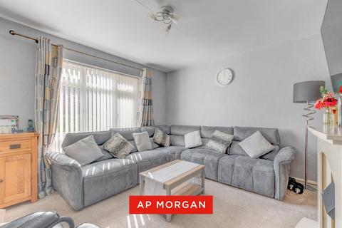 2 bedroom terraced house for sale, Greenlands Avenue, Greenlands, Redditch, B98