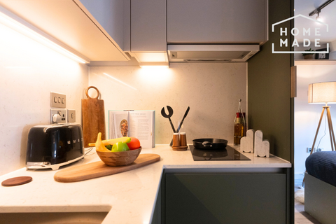 Studio to rent, The Rex, Clarence St., KT1