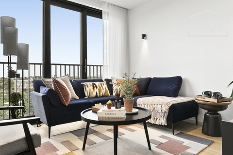 3 bedroom apartment to rent, Author Kings Cross