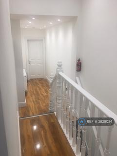 2 bedroom flat to rent, East Ham, London, E6