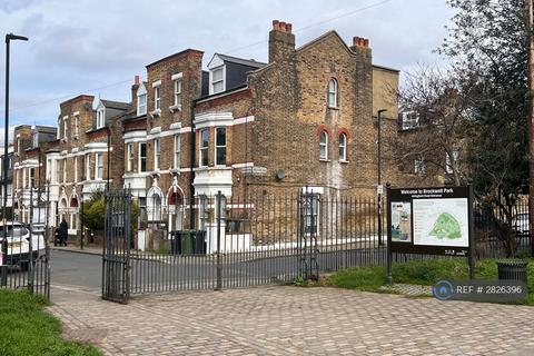 3 bedroom flat to rent, Arlingford Road, London, SW2
