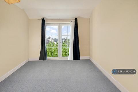 undefined, Wensleydale, Luton, LU2