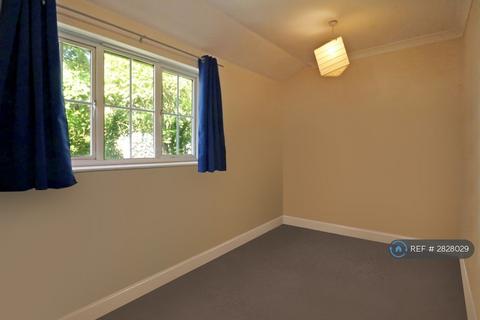 undefined, Wensleydale, Luton, LU2
