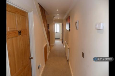 undefined, Gillingham Road, Gillingham, ME7