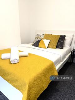 undefined, High Street, Rochester, ME1