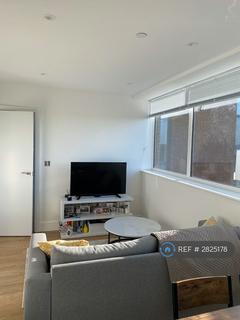 1 bedroom flat to rent, Papermill House, Romford, RM1